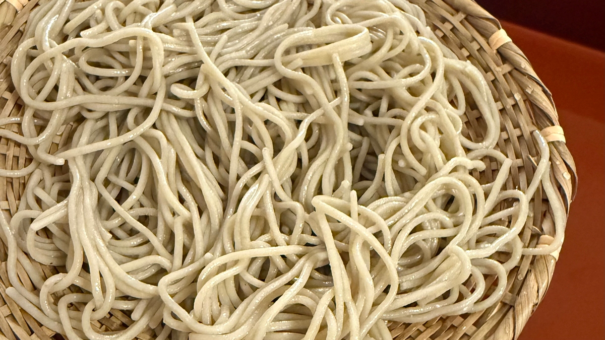 自家製粉 十割干し蕎麦｜山の実